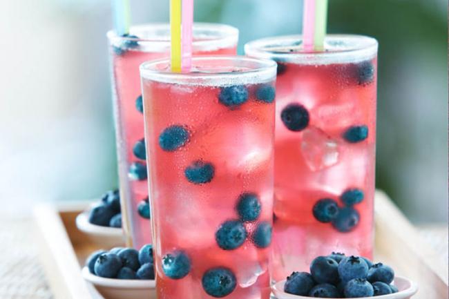 Pink Blueberry Lemonade